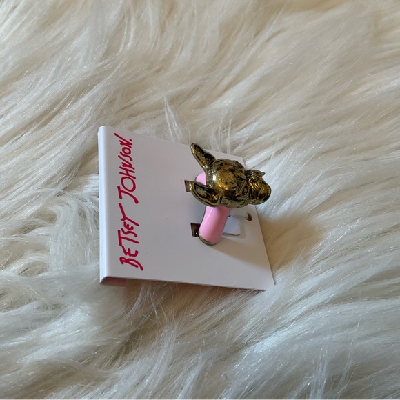 Betsey Johnson Frenchie Adjustable Ring - NWT - Picture 5 of 6